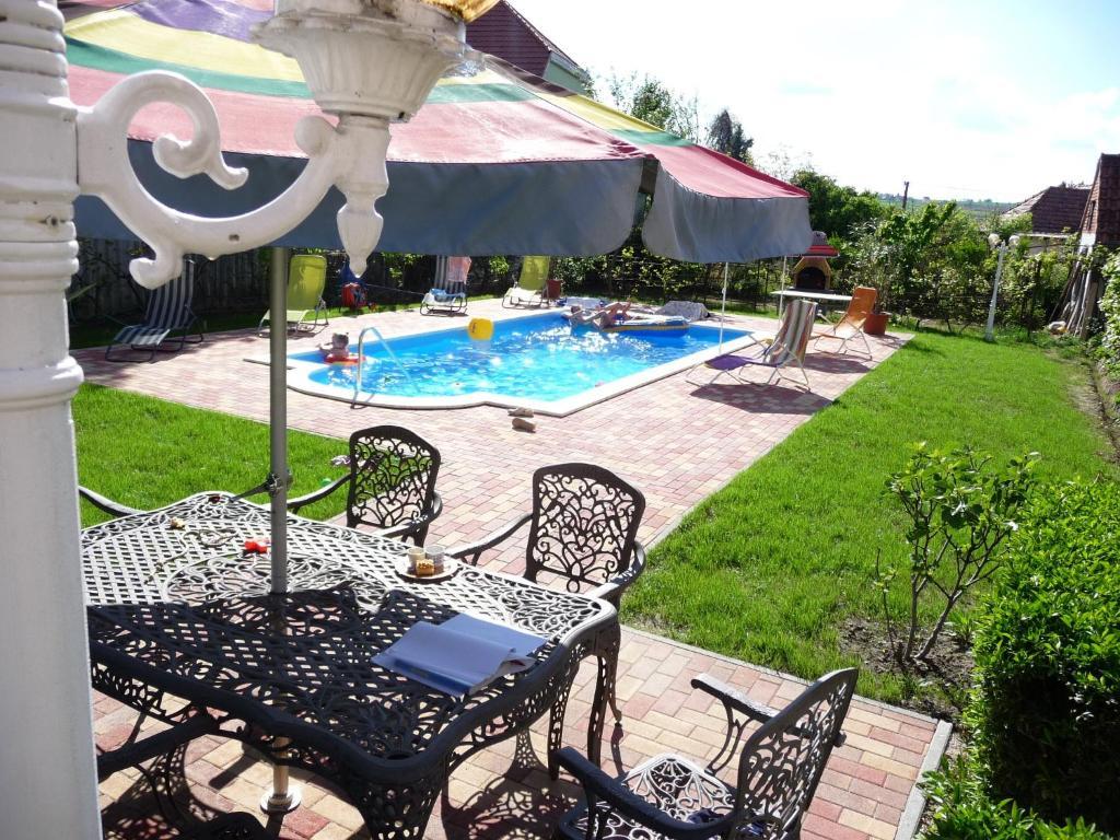 Joker Villa Apartmanhaus Heviz Room photo