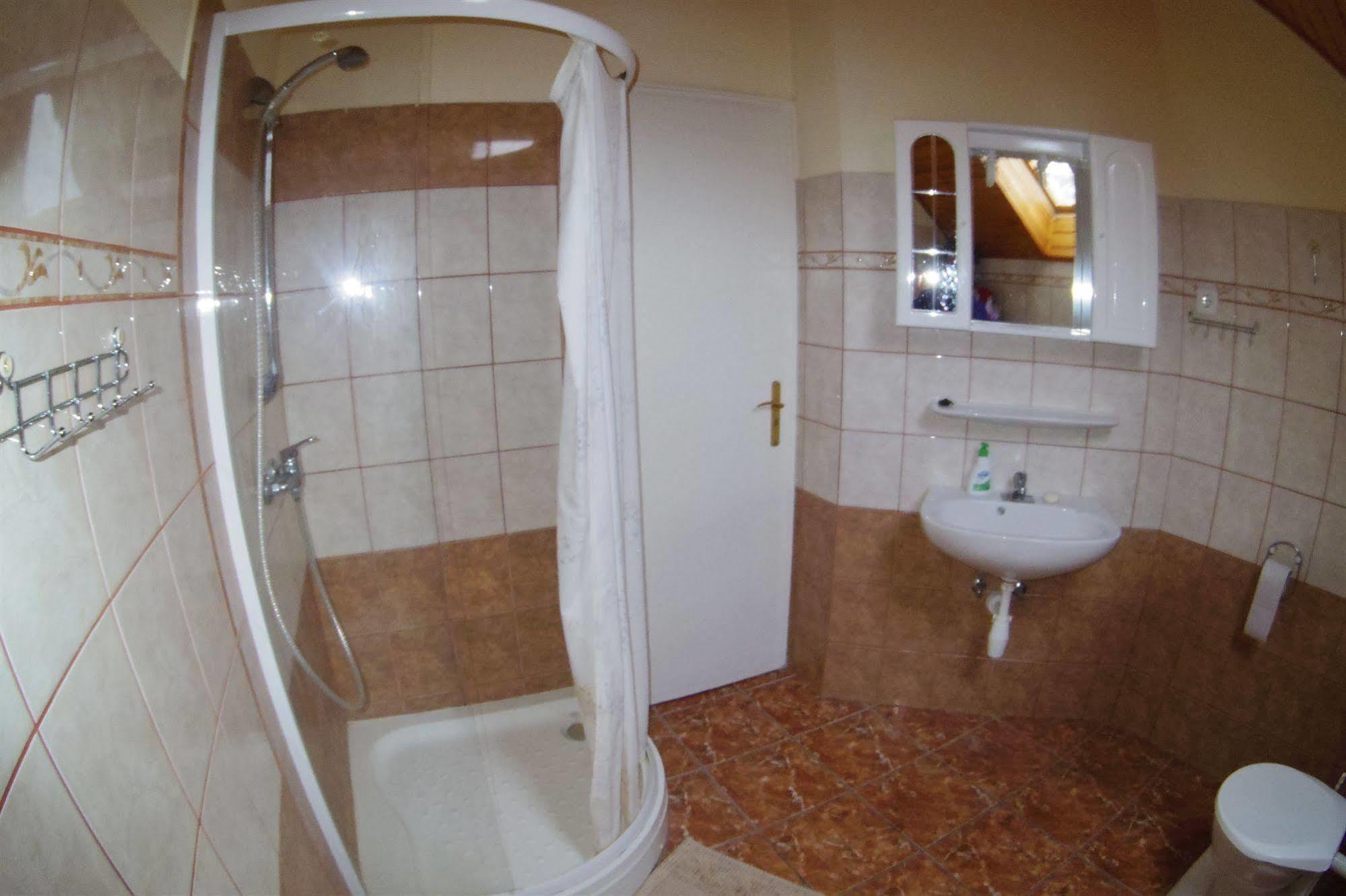 Joker Villa Apartmanhaus Heviz Exterior photo