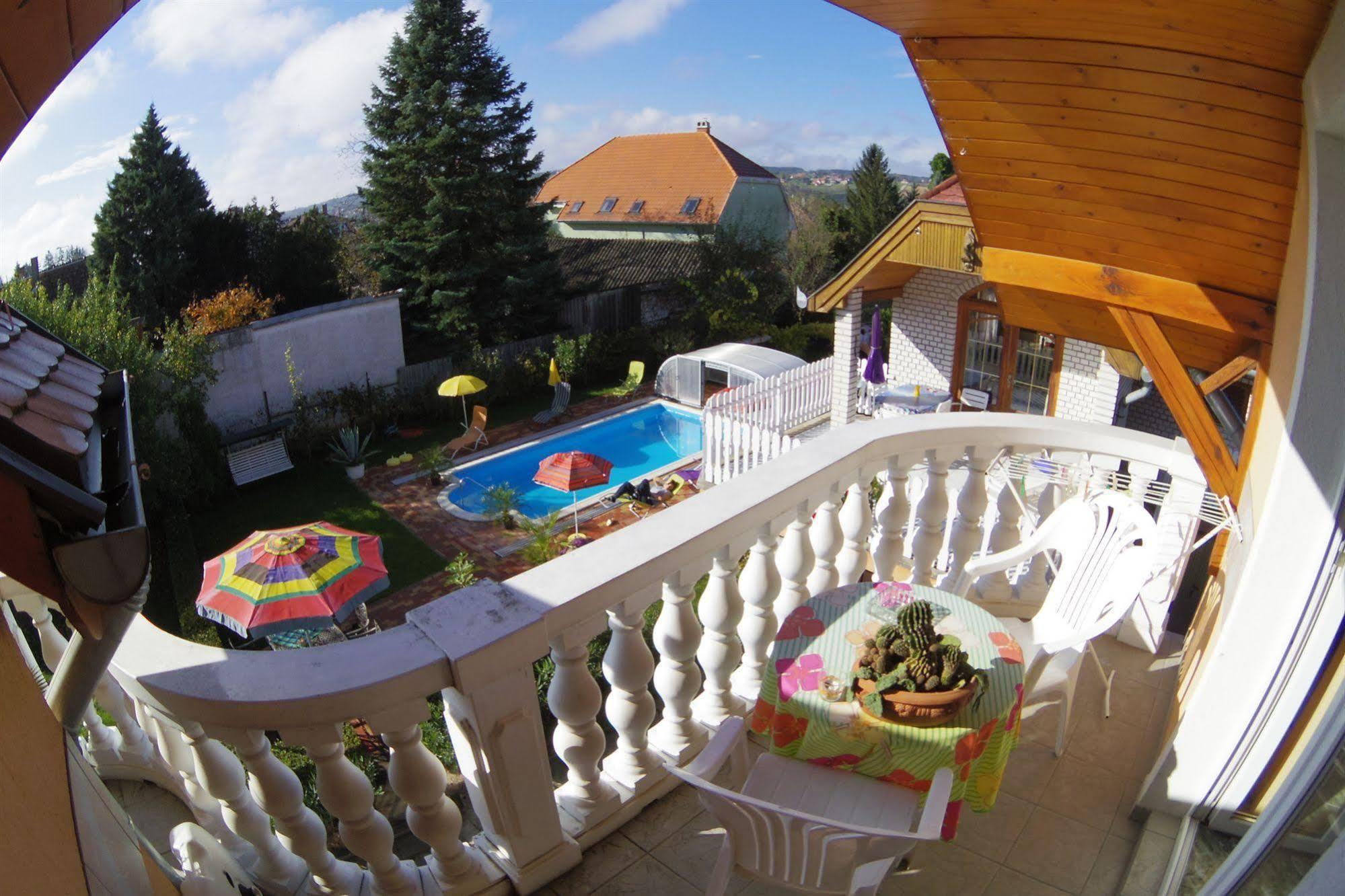 Joker Villa Apartmanhaus Heviz Exterior photo