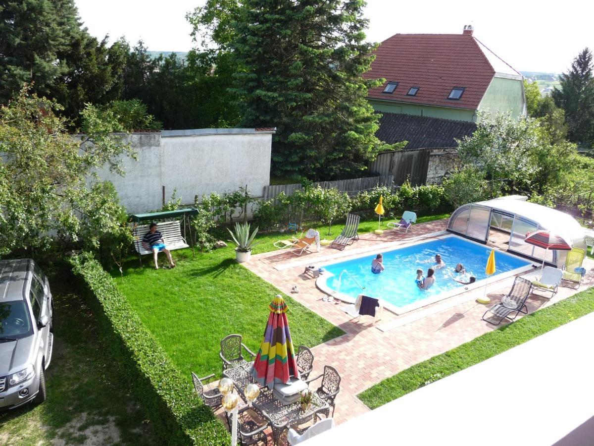Joker Villa Apartmanhaus Heviz Exterior photo